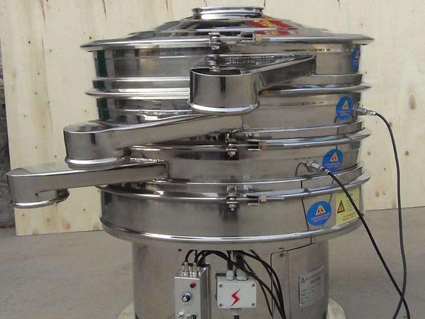 Vibration sieve for cassava flour production