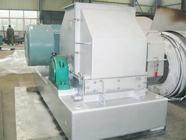 Cassava grinding machine for cassava processing